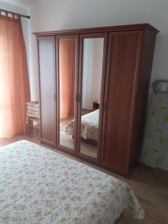 Apartments Makaus Kampor Kültér fotó