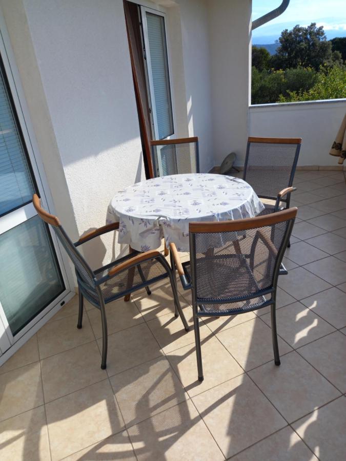 Apartments Makaus Kampor Kültér fotó