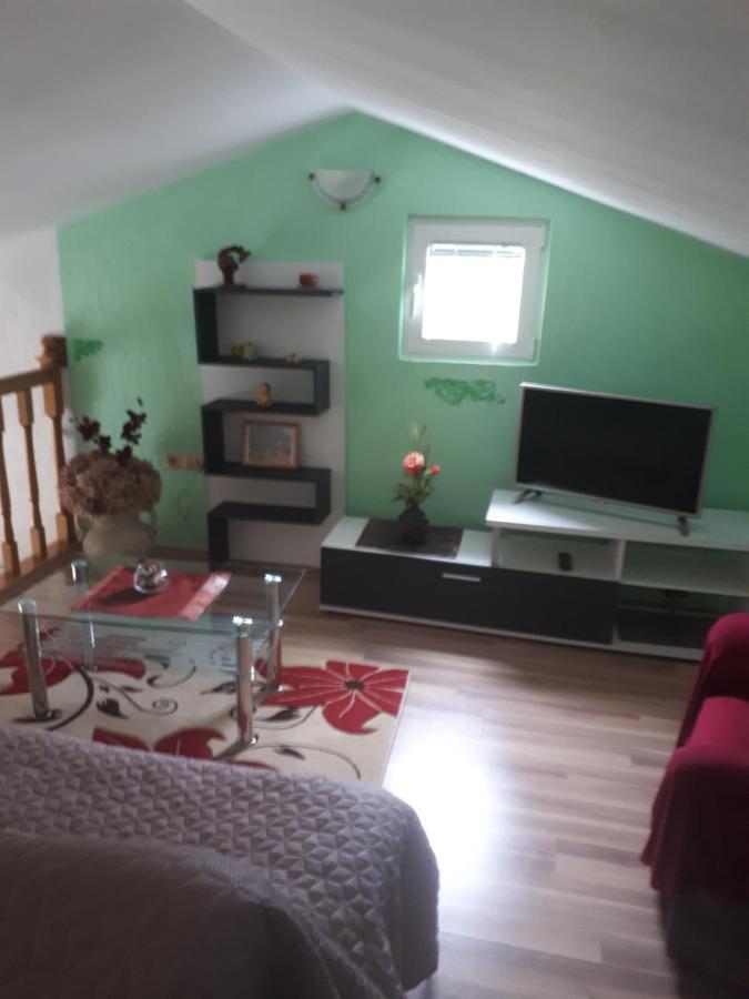 Apartments Makaus Kampor Kültér fotó