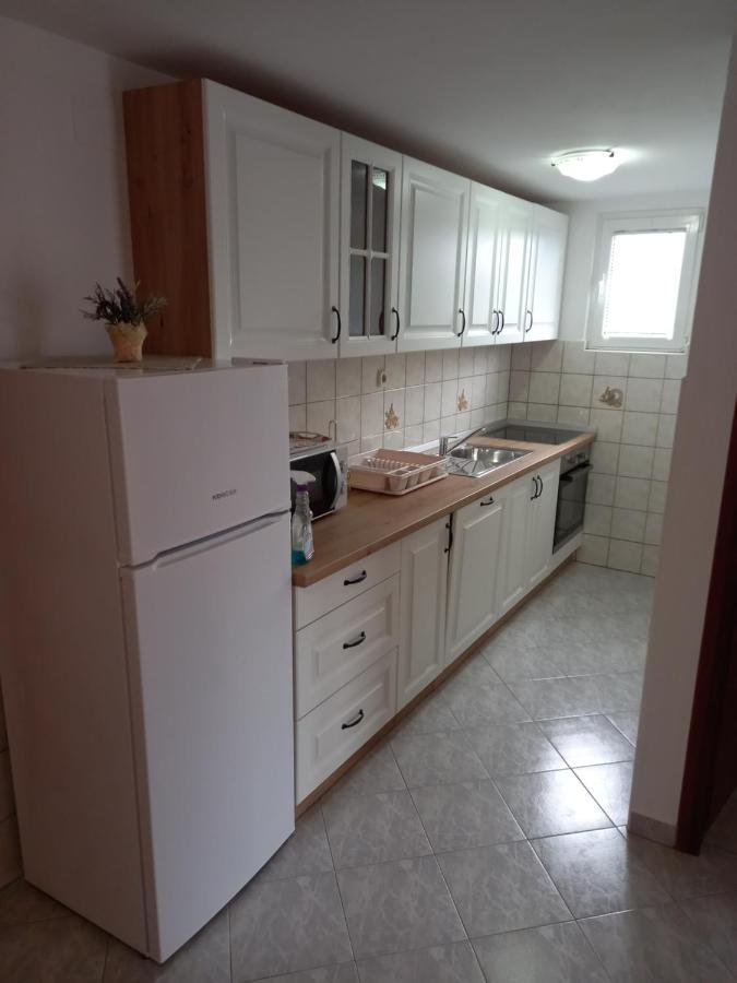Apartments Makaus Kampor Kültér fotó