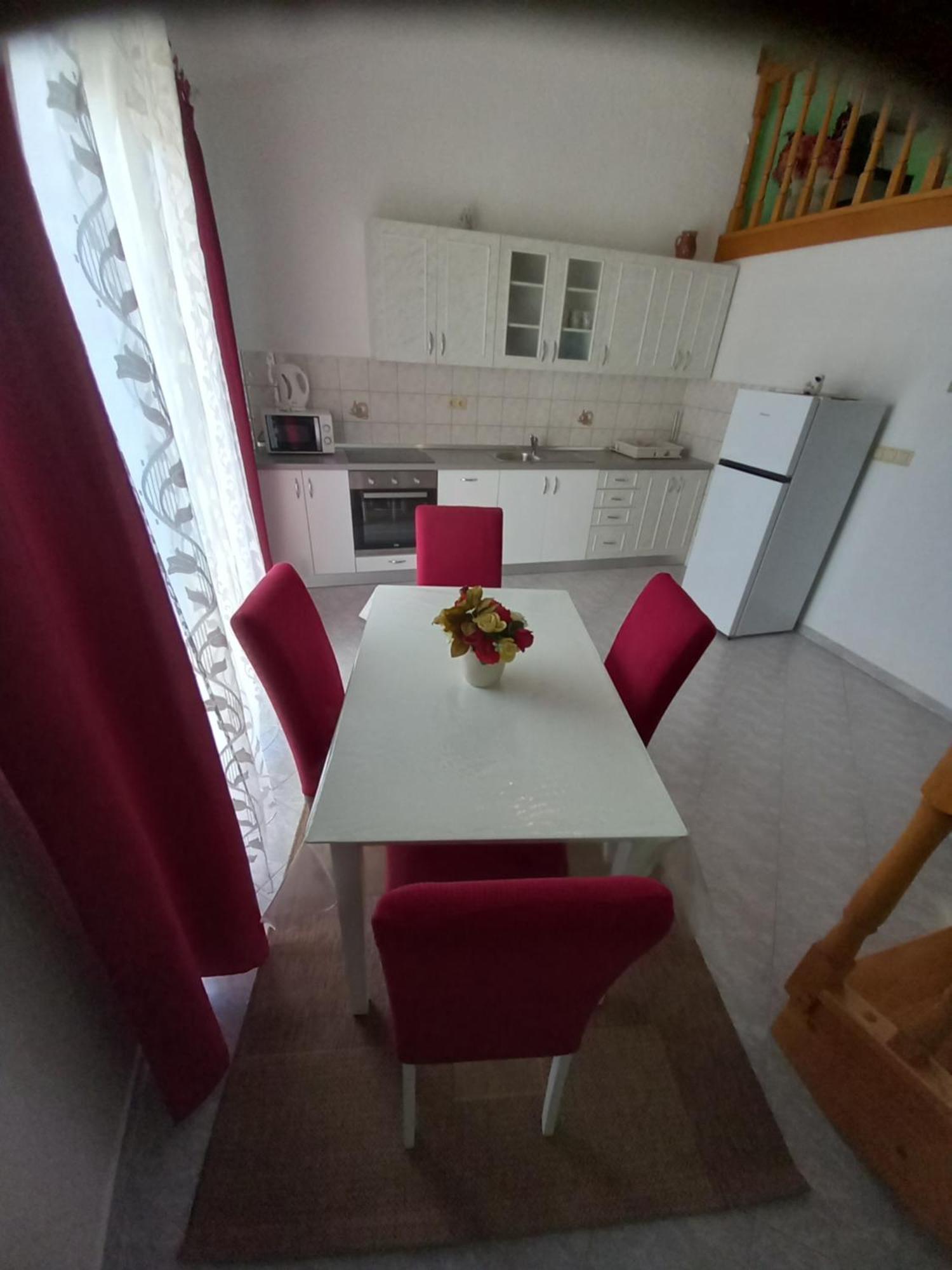 Apartments Makaus Kampor Kültér fotó